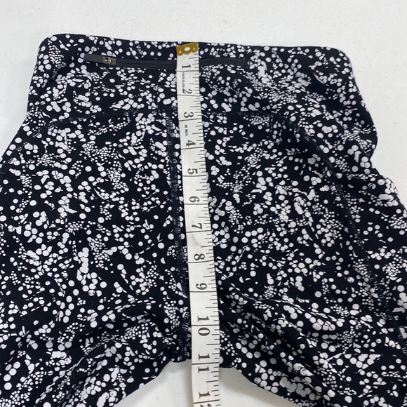 Lululemon Tight Stuff, Leggings, Size 4 - Picture 13 of 15